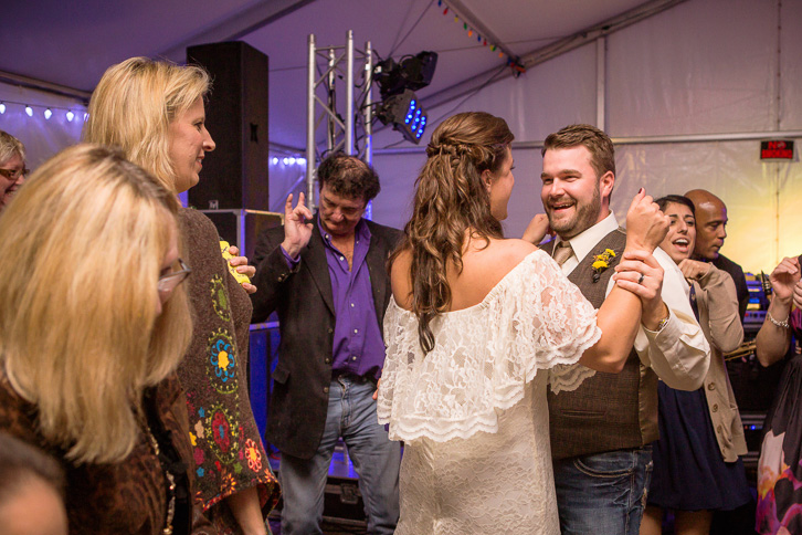 Joe Pool Lake Wedding by Dallas Wedding PHotographers - K & S Ph